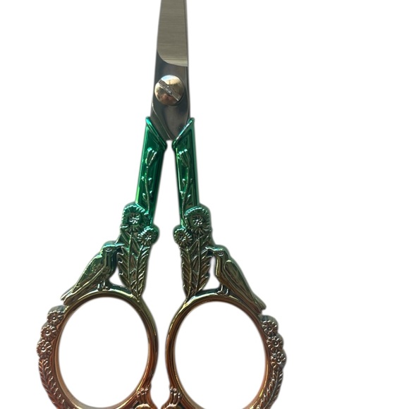 👛 LET’S ACCESSORIZE!! 💍 ALL THINGS TO BOOST YOUR WARDROBE!!👗March 30th 11:00 PST - Picture 7 of 10